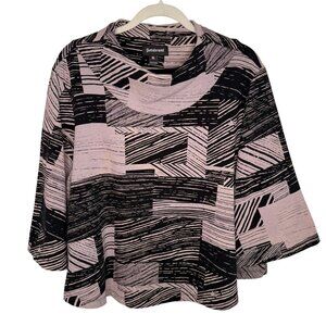 Betabrand Abstract Print Black & Cream Swing Top, XL